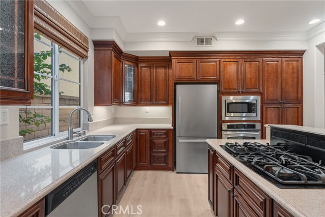 MLS #OC25229086 image #7