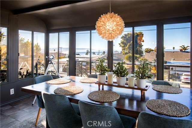 Detail Gallery Image 11 of 68 For 960 Tulare, Pismo Beach,  CA 93449 - 5 Beds | 3 Baths