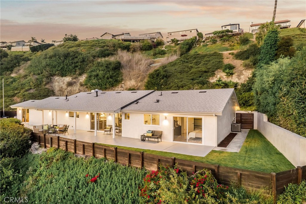 MLS #OC25117239 img 8