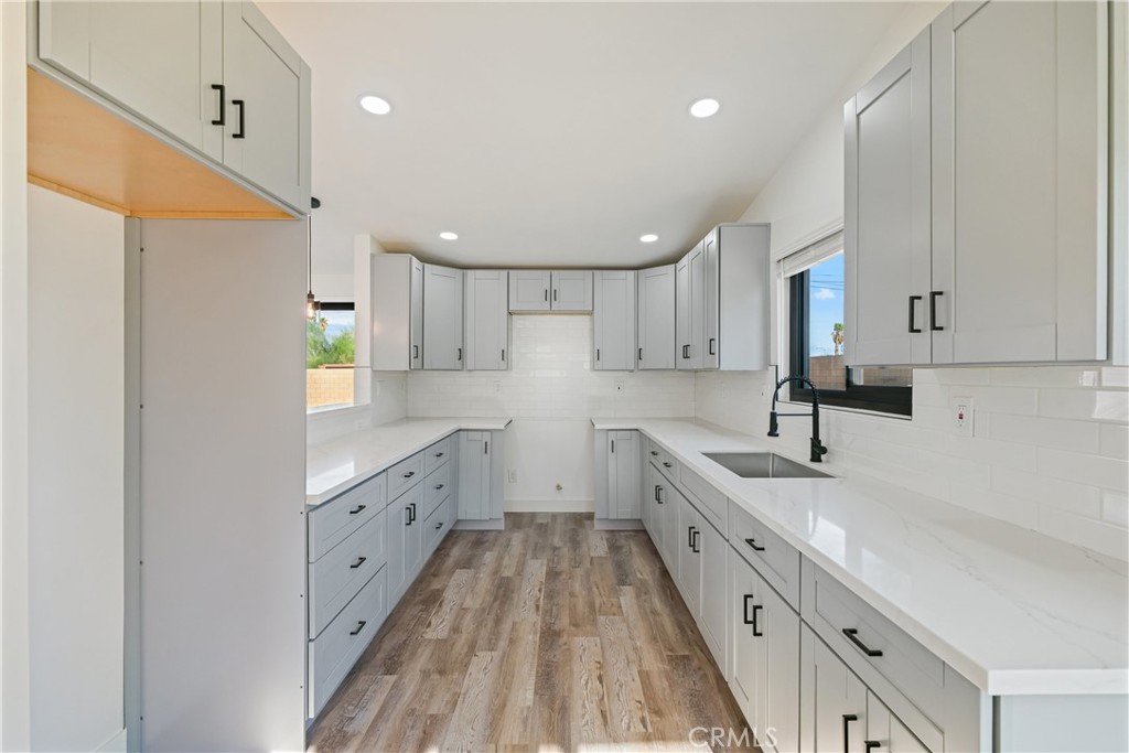 MLS #DW25261926 image #30