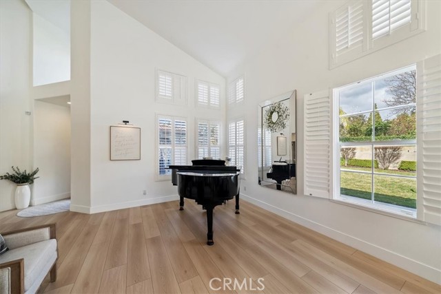 Detail Gallery Image 16 of 62 For 13786 Staghorn Ct, Yucaipa,  CA 92399 - 5 Beds | 4 Baths