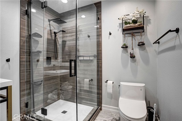 Detail Gallery Image 37 of 75 For 30405 Golden Gate, Canyon Lake,  CA 92587 - 4 Beds | 4 Baths