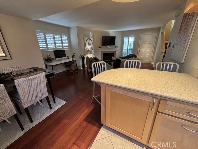 Detail Gallery Image 13 of 37 For 279 E Glenarm St #4,  Pasadena,  CA 91106 - 2 Beds | 3 Baths