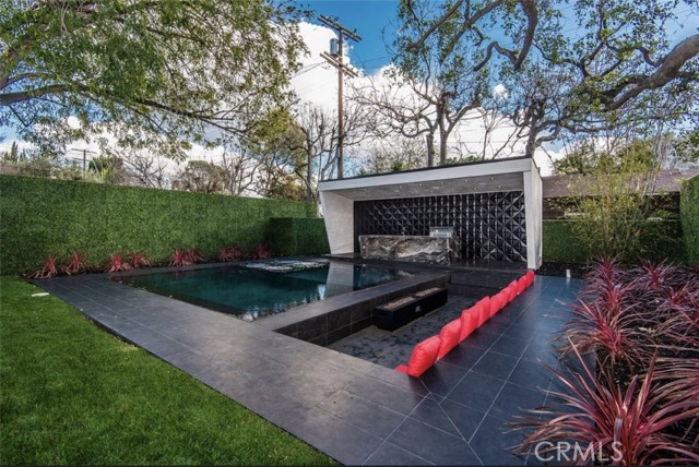 Detail Gallery Image 31 of 41 For 11246 Kling St, North Hollywood,  CA 91602 - 4 Beds | 4 Baths