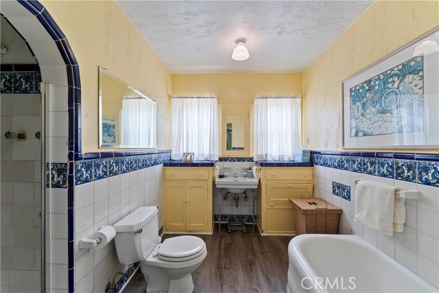 Detail Gallery Image 32 of 51 For 2190 Pacific Ave, Costa Mesa,  CA 92627 - 2 Beds | 2 Baths