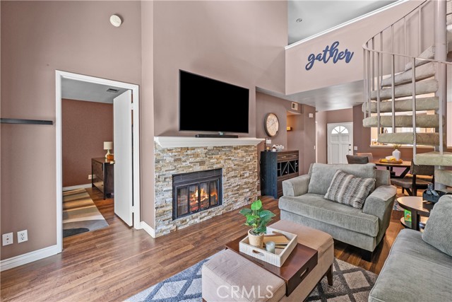 23957 Arroyo Park Drive, Valencia CA: https://media.crmls.org/medias/90b12ba1-d8d4-436d-a7c5-74e6f15300ca.jpg