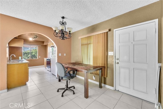 Detail Gallery Image 5 of 27 For 4301 Howard Ave, Los Alamitos,  CA 90720 - 3 Beds | 2 Baths