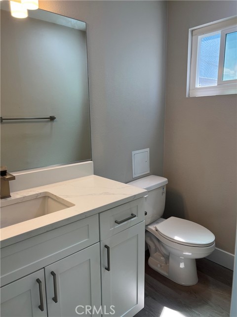 Detail Gallery Image 14 of 24 For 1030 Mission Dr #D,  Costa Mesa,  CA 92626 - 2 Beds | 1 Baths