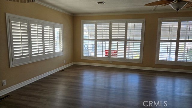 Detail Gallery Image 5 of 15 For 16462 Poipu Ln, Huntington Beach,  CA 92649 - 2 Beds | 2 Baths
