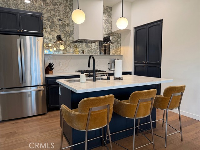 Detail Gallery Image 13 of 38 For 1401 12th #B,  Manhattan Beach,  CA 90266 - 3 Beds | 2 Baths