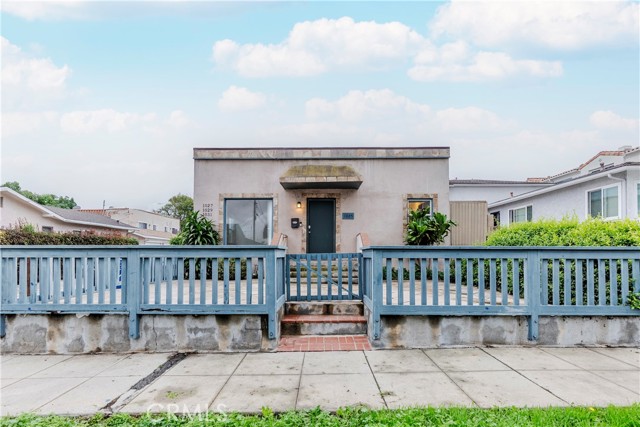 Front Image Thumbnail for CROC25279652