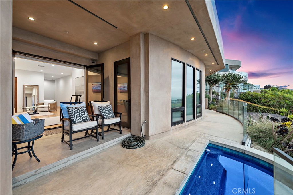 90b41758 Dfea 483b 8b69 7702f90ace79