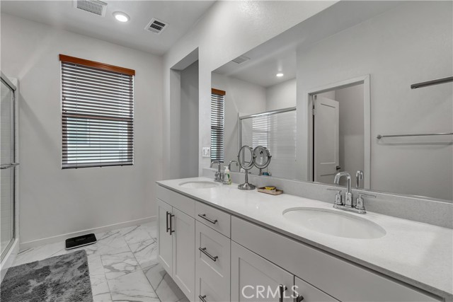 Detail Gallery Image 13 of 41 For 3640 S Allston Paseo #12,  Ontario,  CA 91761 - 3 Beds | 2/1 Baths