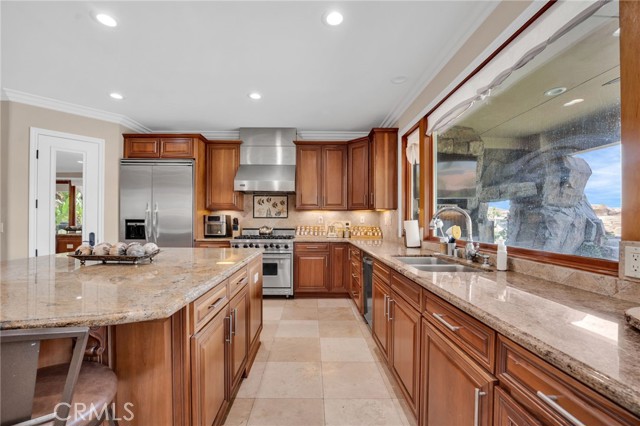 30420 Longhorn Drive, Canyon Lake CA: https://media.crmls.org/medias/90b4b7a6-66ed-48a7-8dac-0e9b9fda3207.jpg