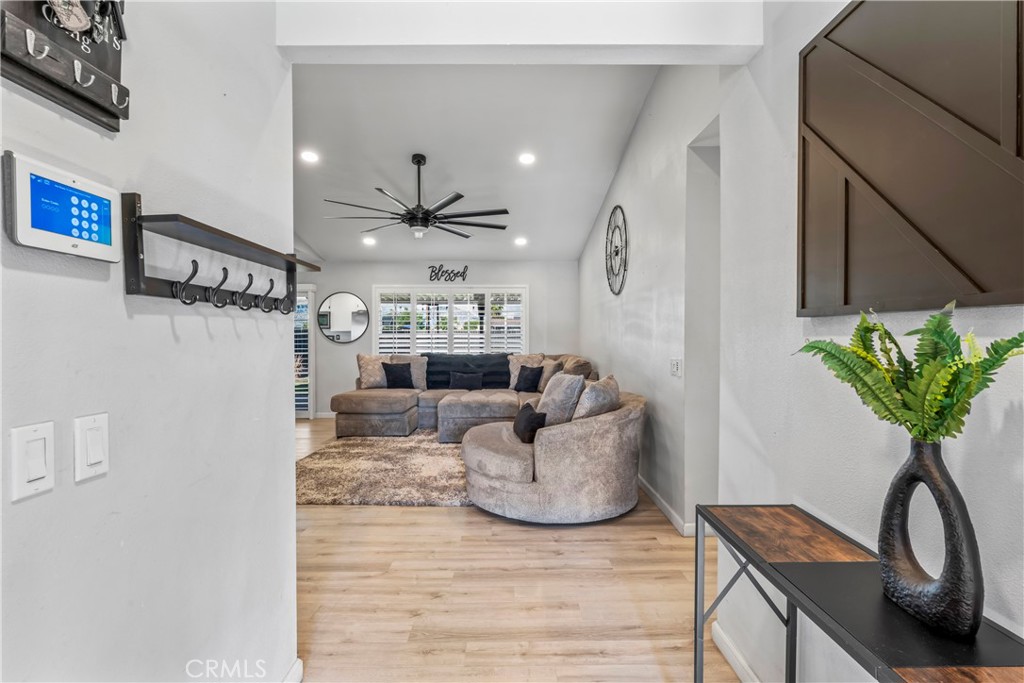 MLS #CV26003714 image #3