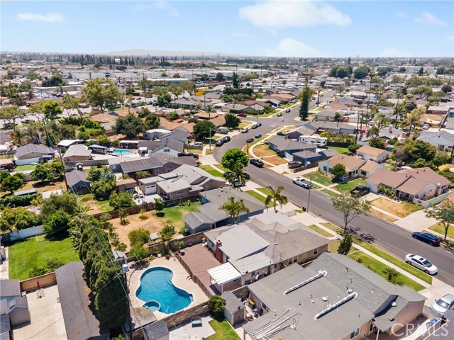 Detail Gallery Image 48 of 51 For 13828 Cowley Ave, Bellflower,  CA 90706 - 4 Beds | 2 Baths