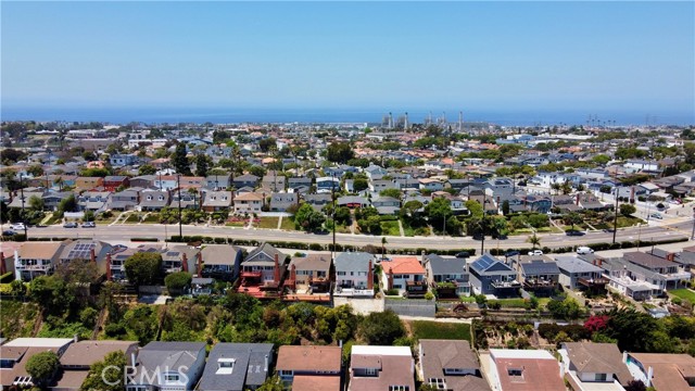 19924 Mildred Avenue, Torrance CA: https://media.crmls.org/medias/90b5eaa7-1df1-4f95-99cd-7822920904ea.jpg