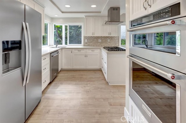 Detail Gallery Image 11 of 29 For 2773 Vista Umbrosa, Newport Beach,  CA 92660 - 3 Beds | 2/1 Baths