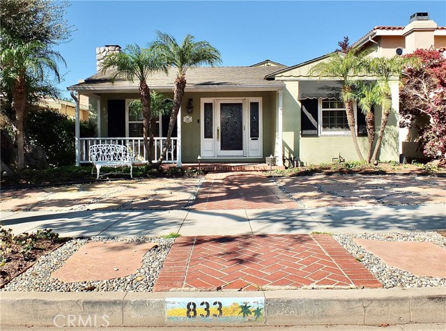 833 Terraine Avenue, Long Beach CA: https://media.crmls.org/medias/90b874fe-1e1e-4464-b7df-8390494d0be2.jpg