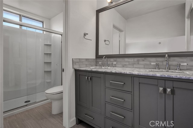 Detail Gallery Image 12 of 36 For 25925 Oak St #108,  Lomita,  CA 90717 - 2 Beds | 2 Baths