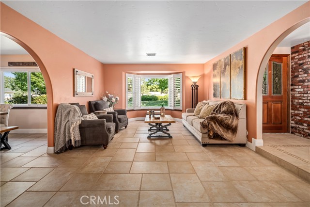 Detail Gallery Image 24 of 69 For 40809 20th St, Palmdale,  CA 93551 - 5 Beds | 2/1 Baths