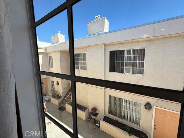 Detail Gallery Image 17 of 17 For 14758 Magnolia Bld, Sherman Oaks,  CA 91403 - 2 Beds | 2 Baths