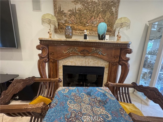 Detail Gallery Image 5 of 44 For 5092 Chimineas, Tarzana,  CA 91356 - 4 Beds | 2 Baths