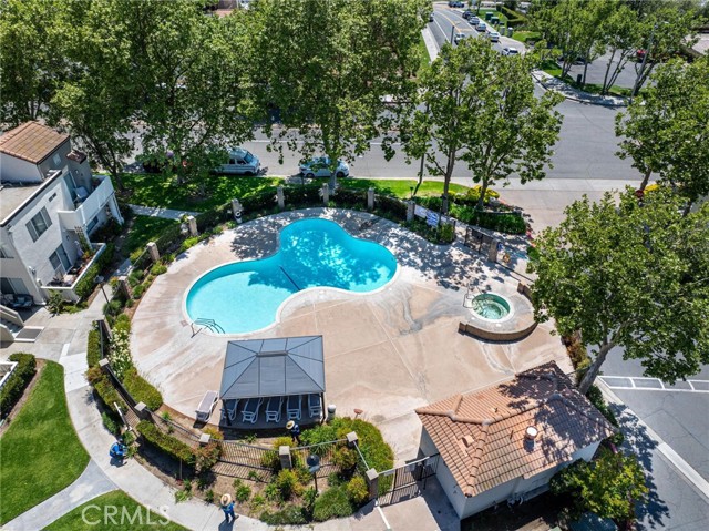 Detail Gallery Image 30 of 34 For 24450 Leonard Tree Ln #202,  Newhall,  CA 91321 - 2 Beds | 2 Baths