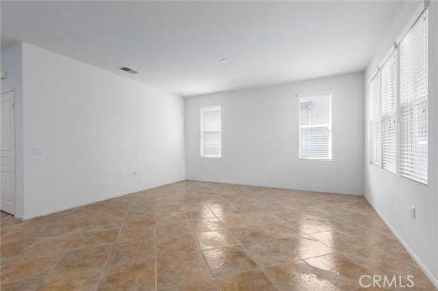 Detail Gallery Image 9 of 24 For 8180 Pavin, Hemet,  CA 92545 - 2 Beds | 2 Baths