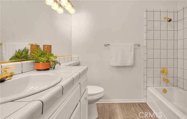 Detail Gallery Image 19 of 32 For 10722 Rodeo Rd, Oak Hills,  CA 92344 - 5 Beds | 2/1 Baths