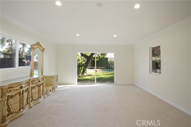 Detail Gallery Image 18 of 51 For 9122 Gainford St, Downey,  CA 90240 - 5 Beds | 4 Baths