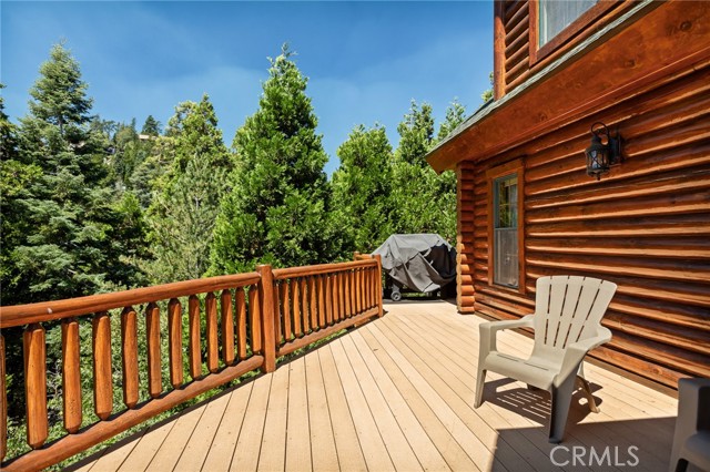 27492 Cedarwood Court, Lake Arrowhead CA: https://media.crmls.org/medias/90bc11e5-31b3-4163-87bb-bf738a54f3f6.jpg