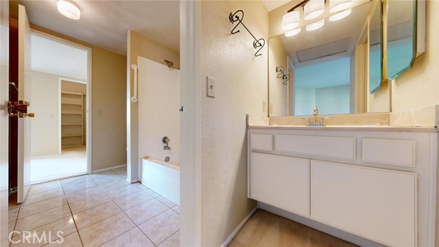 Detail Gallery Image 32 of 40 For 1077 Santo Antonio Dr #68,  Colton,  CA 92324 - 2 Beds | 1/1 Baths