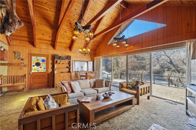 Detail Gallery Image 4 of 50 For 901 Tehama, Big Bear Lake,  CA 92315 - 3 Beds | 3 Baths