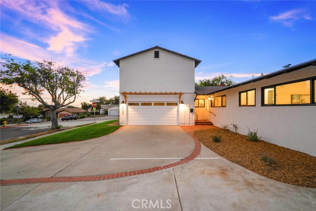 Detail Gallery Image 6 of 30 For 8402 Boulder Place, San Diego,  CA 92119 - 5 Beds | 3 Baths
