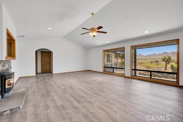 8397 Uphill Road, Joshua Tree CA: https://media.crmls.org/medias/90bced1f-aef5-4f68-a0ab-eff948a93317.jpg