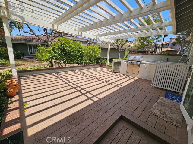 27 Tiburon Court, Manhattan Beach, California 90266, 2 Bedrooms Bedrooms, 0 ,2 BathroomsBathrooms,Residential,For Sale,Tiburon,0,SB26078984