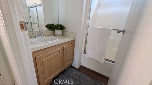 Detail Gallery Image 16 of 25 For 12147 Lakeland Rd #9,  Santa Fe Springs,  CA 90670 - 2 Beds | 2 Baths