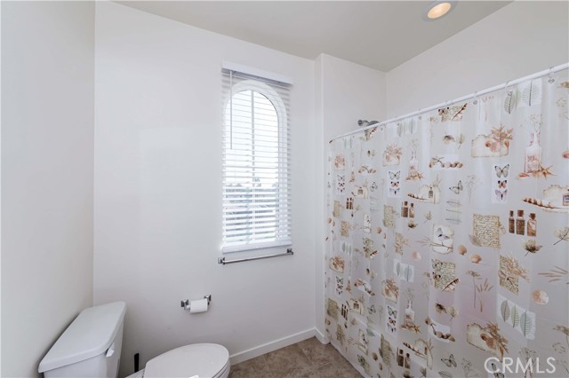 Detail Gallery Image 15 of 29 For 217 Promenade St, Pomona,  CA 91767 - 3 Beds | 3/1 Baths