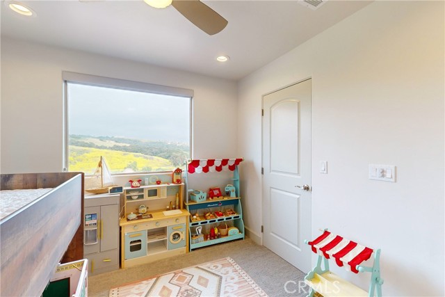 Detail Gallery Image 29 of 61 For 1009 Canyon Ln, Pismo Beach,  CA 93449 - 3 Beds | 2/1 Baths