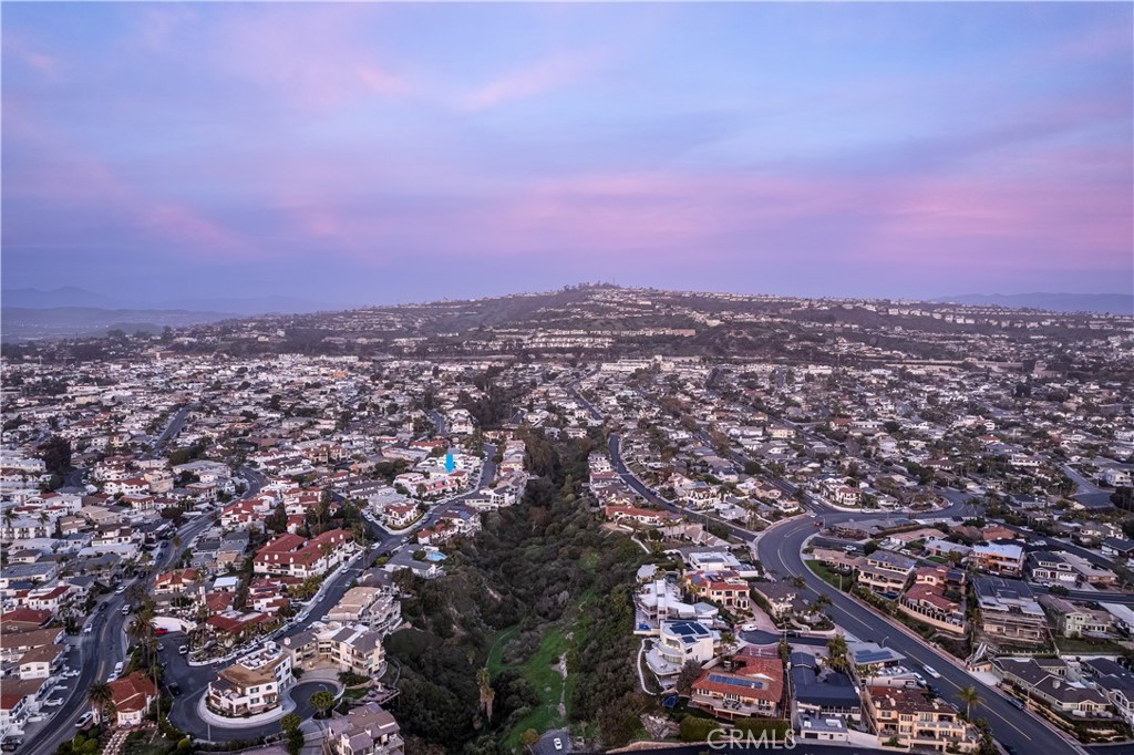 https://media.crmls.org/medias/90c07853-4329-4ca5-b4bb-273ebcb13942.jpg?preset=X-Large