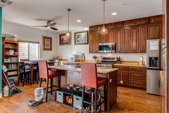 Detail Gallery Image 12 of 42 For 1426 W Heritage Way, Santa Maria,  CA 93458 - 4 Beds | 3 Baths