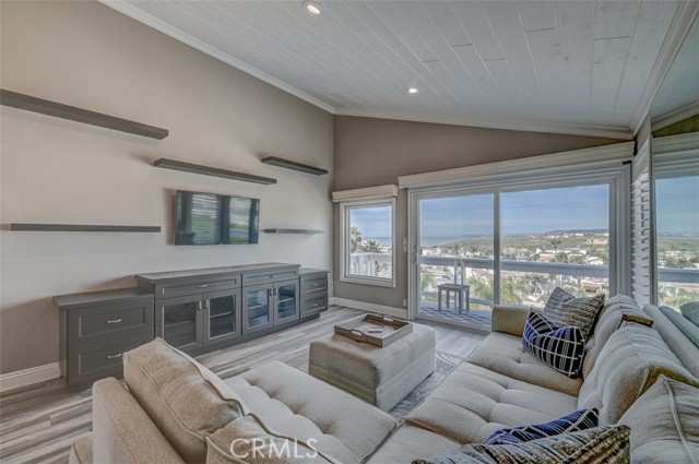 Detail Gallery Image 7 of 34 For 105 Avenida Del Reposo #C,  San Clemente,  CA 92672 - 2 Beds | 1 Baths