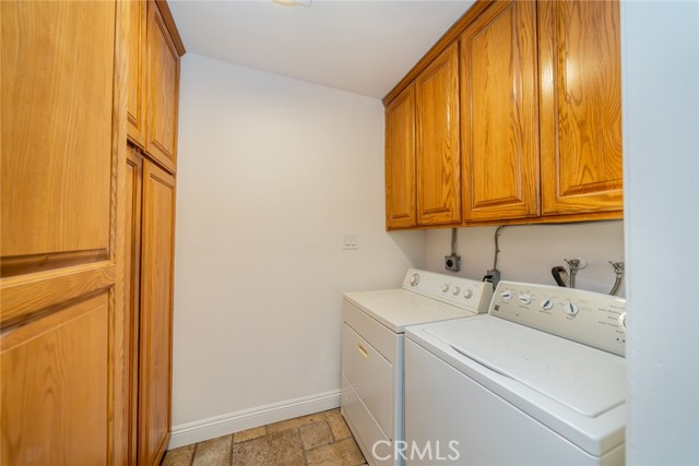 533 Via Vista Dr, Redlands CA: https://media.crmls.org/medias/90c14257-3cba-437e-900c-bcda94524c3a.jpg