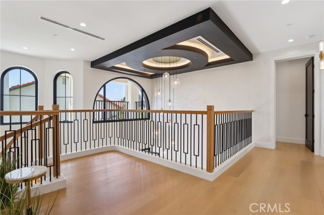 18200 Sheffield Lane, Porter Ranch CA: https://media.crmls.org/medias/90c23e82-feda-4a8d-92e1-9330ff864df5.jpg