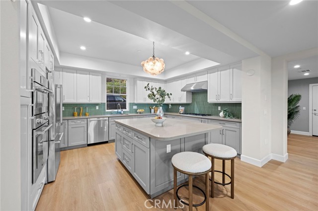 600 Baldwin Court, Sierra Madre CA: https://media.crmls.org/medias/90c27254-934b-4353-879b-af1dbba63cd0.jpg