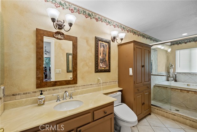 Detail Gallery Image 18 of 29 For 10538 Balcom Ave, Granada Hills,  CA 91344 - 3 Beds | 3/1 Baths