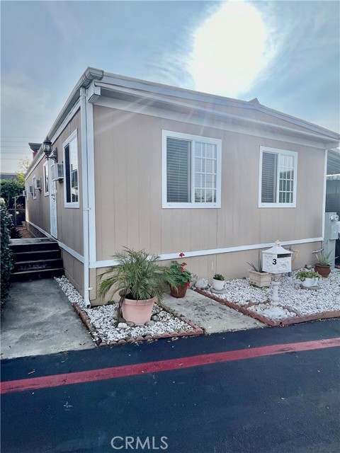 Detail Gallery Image 27 of 49 For 1081 Arrow Hwy, Azusa,  CA 91702 - 3 Beds | 2 Baths