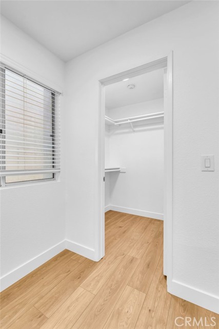 Detail Gallery Image 14 of 23 For 710 5th St, Hermosa Beach,  CA 90254 - 2 Beds | 2 Baths