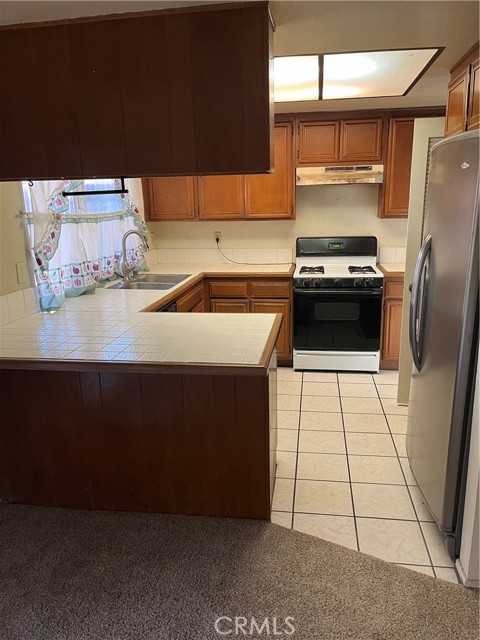 Detail Gallery Image 3 of 8 For 2372 Carlsbad Cir, Hemet,  CA 92545 - 3 Beds | 2 Baths